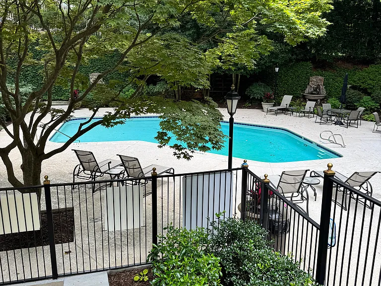 2865 Lenox Rd NE #202 — Photo 12