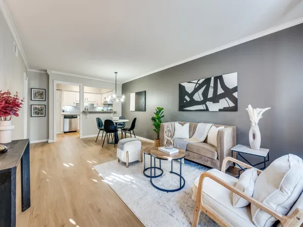 5212 Fleetwood Oaks Ave APT 202, Dallas, TX 75235