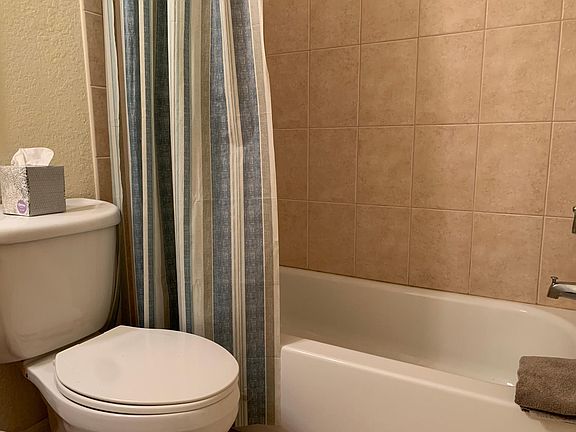 4th image of 930 La Costa Cir Unit 6