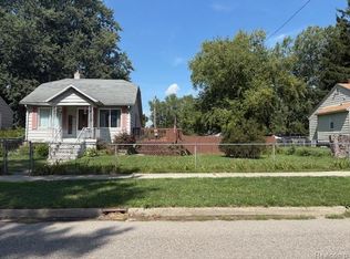 48 W New York Ave, Pontiac, MI 48340