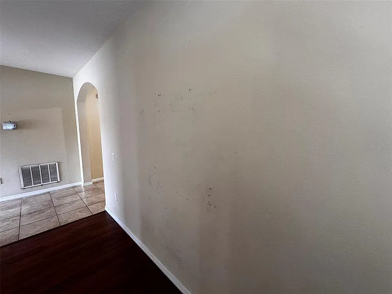 3903 Skipper Ct — Photo 5