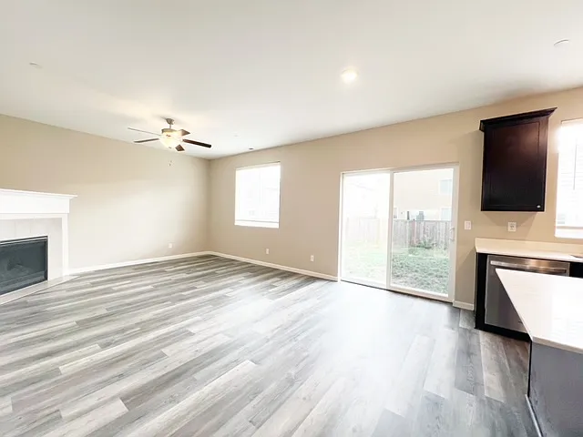4443 Bay Vista Blvd — Photo 2