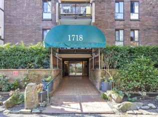 1718 Nelson St #401, Vancouver, BC V6G 1M8