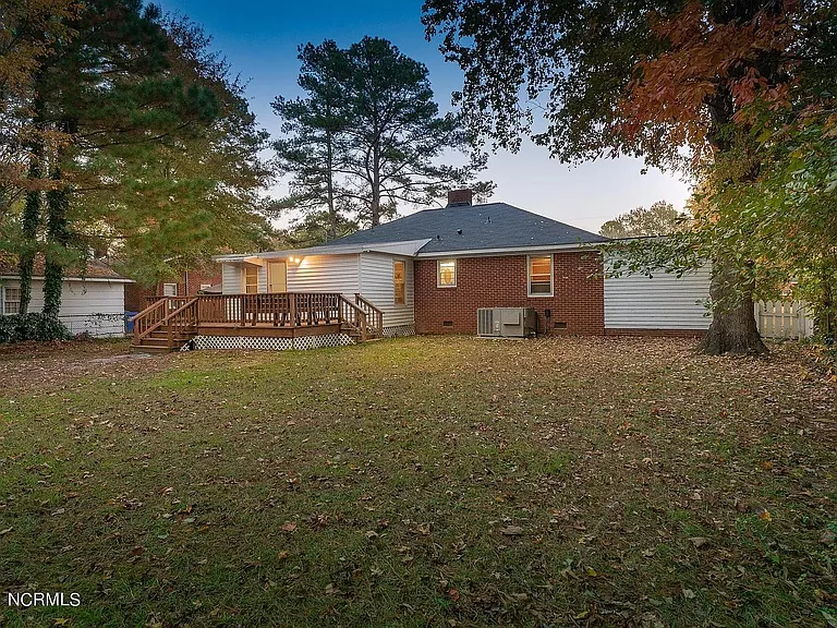 1302 Cotten Rd — Photo 28