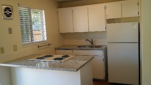 1st image of 2917 E 33rd St