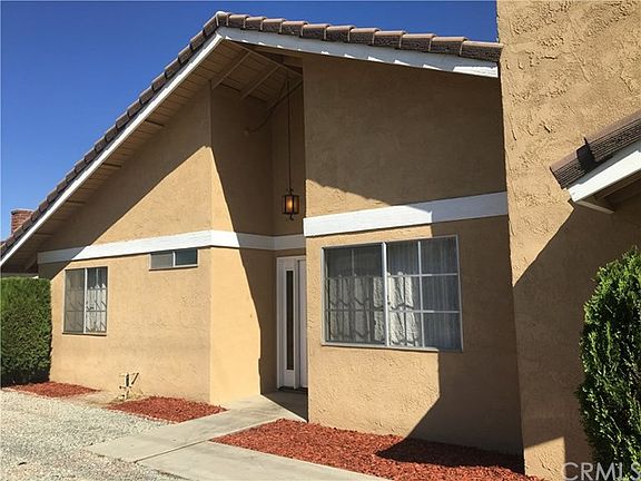 3rd image of 41746 Mayberry Ave