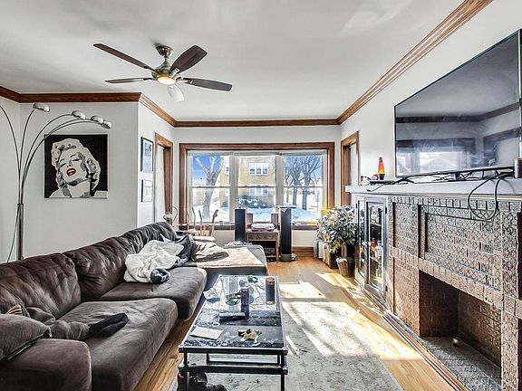 5th image of 5658 W Leland Ave