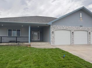 8020 SW 26th Ter, Topeka, KS 66614
