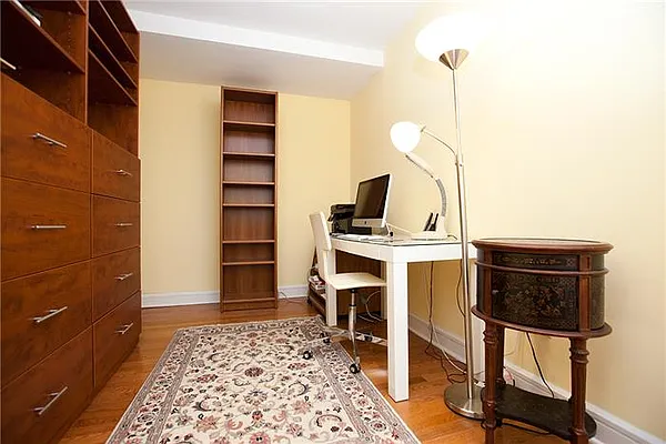Sold by Maxwell Jacobs | media 6