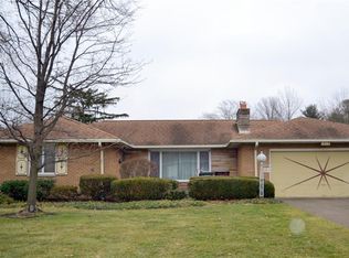 1815 Donna Dr, Westlake, OH 44145