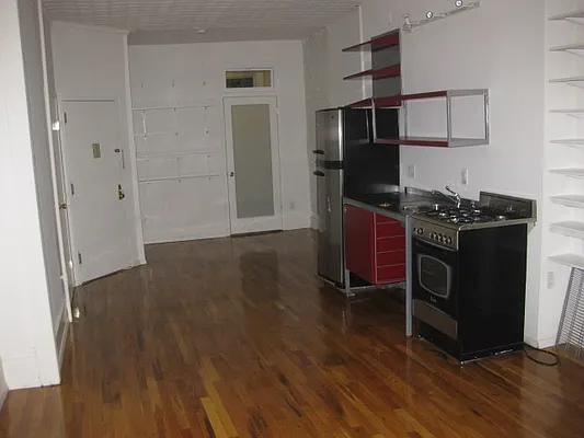 Rented by Skygroup Realty | media 12