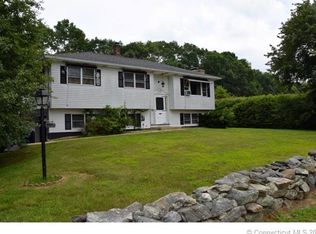 20 Foster St, Killingly, CT 06239