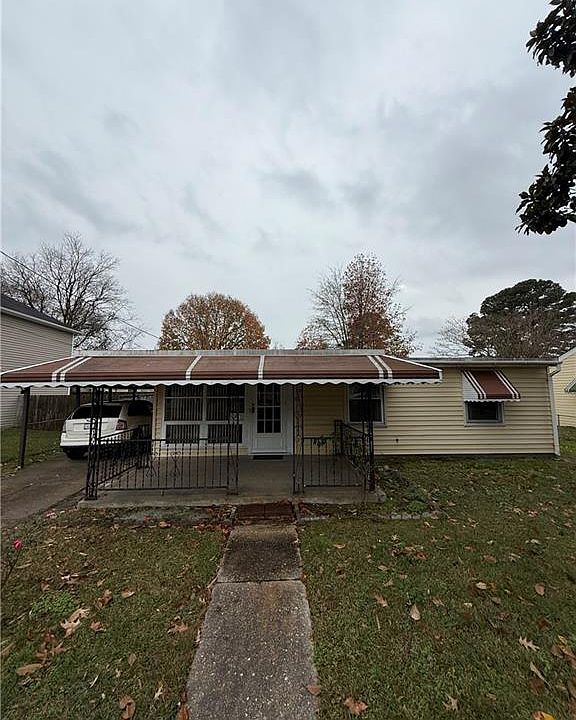 1st image of 2912 Scotia Dr