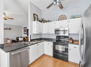 831 SW 135th Way, Davie, FL 33325