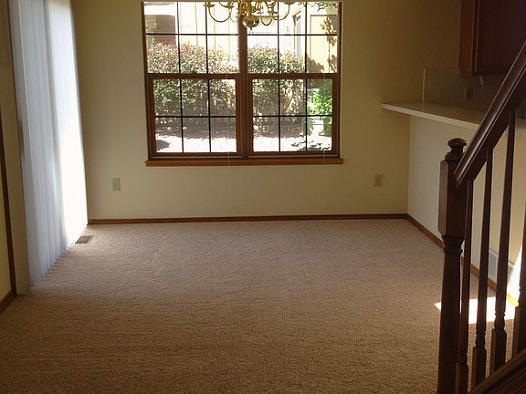 Dining Room/Breakfast Bar