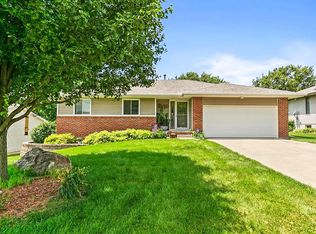 1905 Woodfield Dr, Red Oak, IA 51566