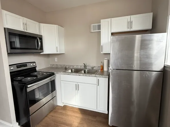 1200 3rd Ave SE #1, Cedar Rapids, IA 52403