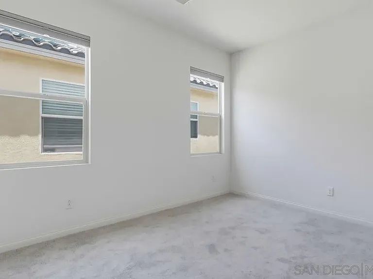 1041 Sea Glass Way — Photo 34