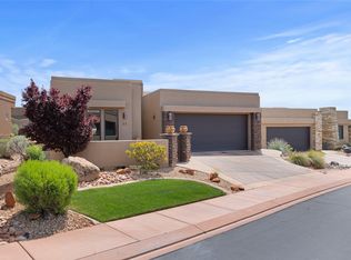 2090 N Tuweap Dr UNIT 52, St George, UT 84770