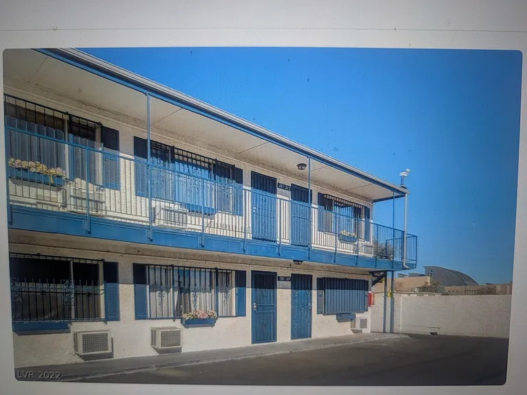 4600 University Center Dr #188 — Photo 7