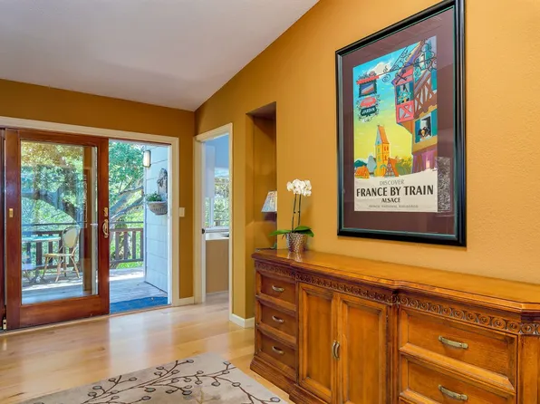 54 Diablo View Rd, Orinda, CA 94563