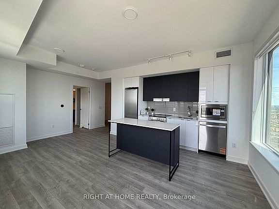 5th image of 5105 Hurontario St #2905