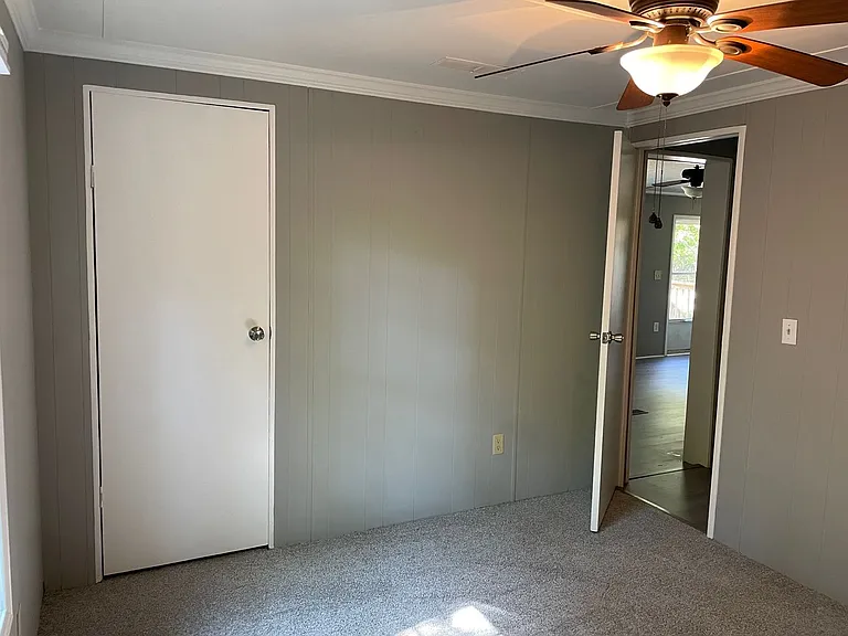 200 Hillcrest Rd — Photo 13