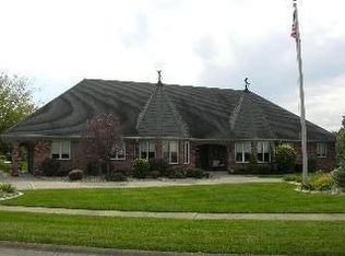 2503 Lake Crossing Dr, Greenwood, IN 46143