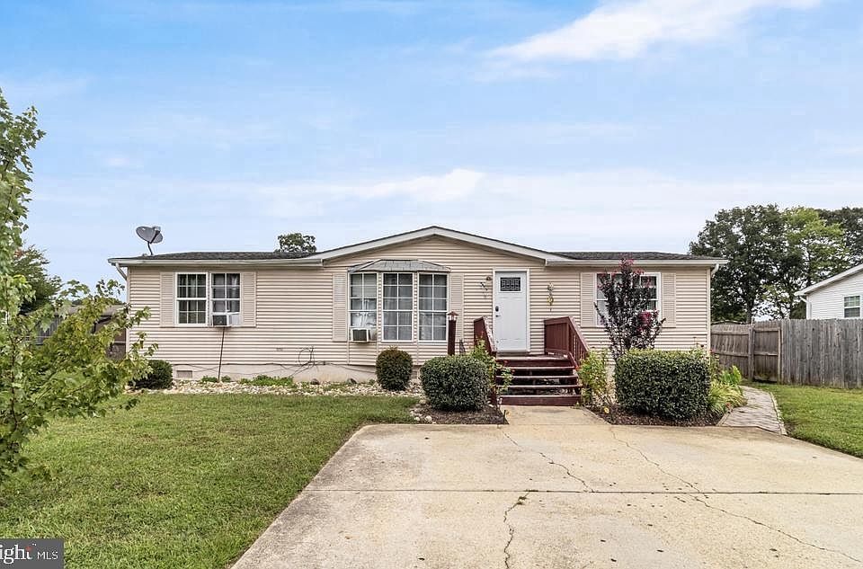 1st image of 45880 S Springsteen Ct