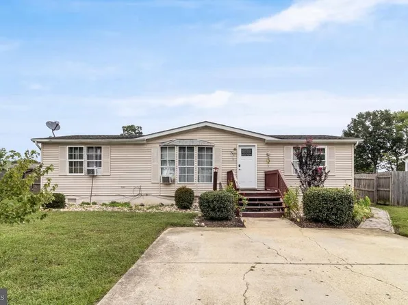 45880 S Springsteen Ct, California, MD 20619