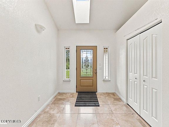 5th image of 36465 Meeks St