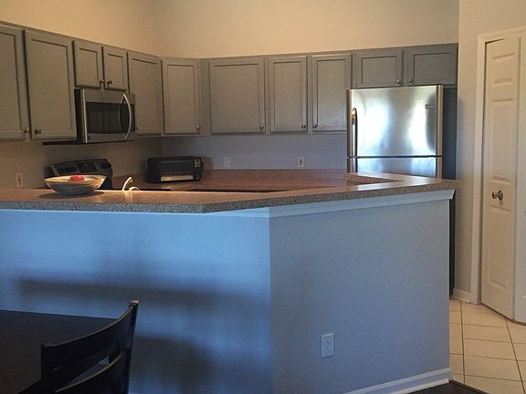 4th image of 1083 Joyce Ln