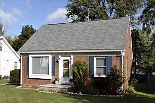 1st image of 1115 Sheridan Dr