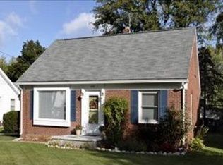 1115 Sheridan Dr, Kalamazoo, MI 49001