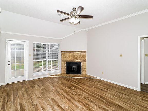 4th image of 7554 Appling Estate Dr
