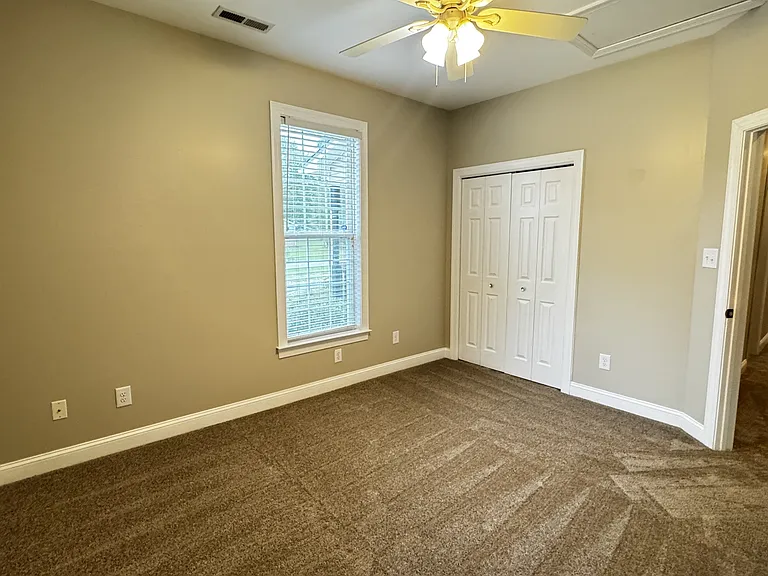 441 Candlewood Dr — Photo 10