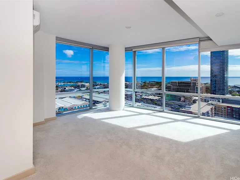 555 South St #2105 — Photo 1