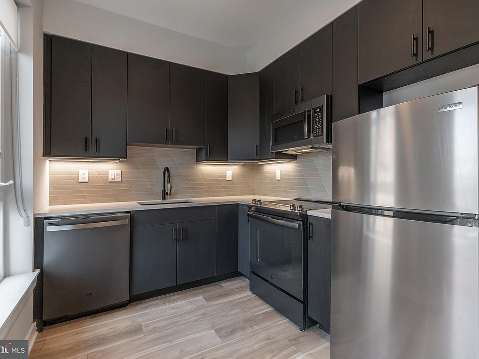 1st image of 102 W Berks St #401