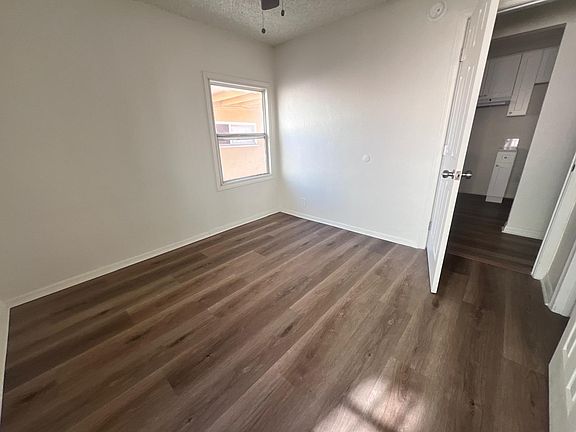 4th image of 14612 Blythe St #Z1