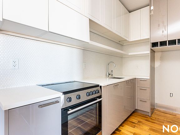 4th image of 1052 Greene Ave #7F