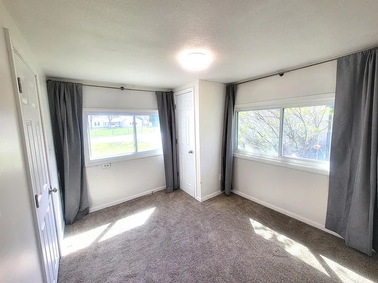 12264 Roosevelt Blvd — Photo 23
