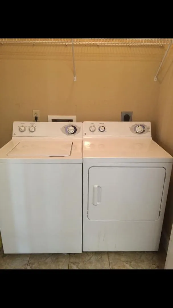 Penny Lane Condos — Photo 4