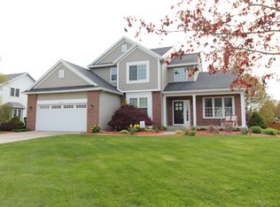 6670 Crystal Downes Ct SE, Caledonia, MI 49316