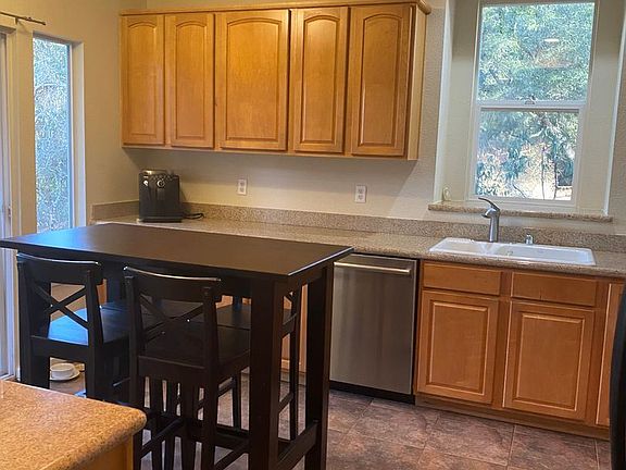 4th image of 268 Blue Bonnet Ln #311