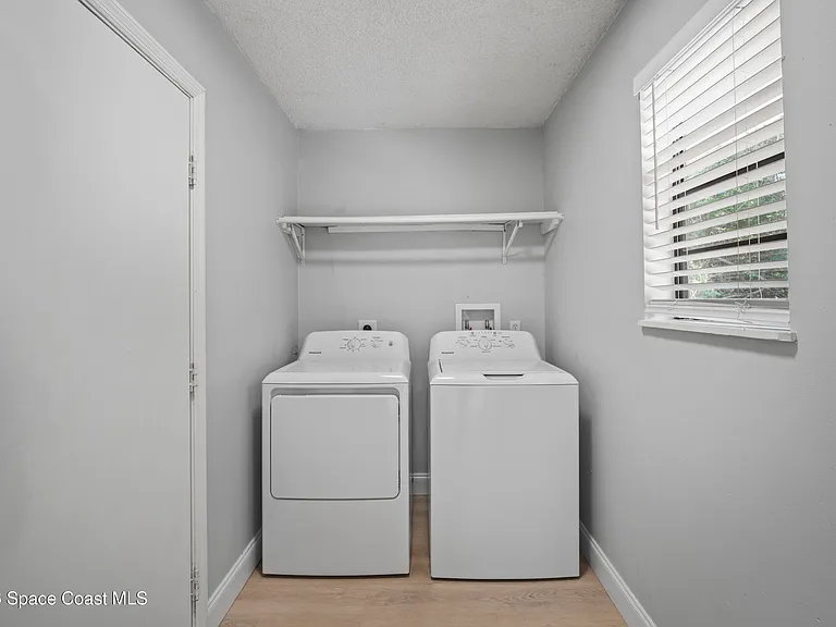 1328 Union St SE — Photo 23