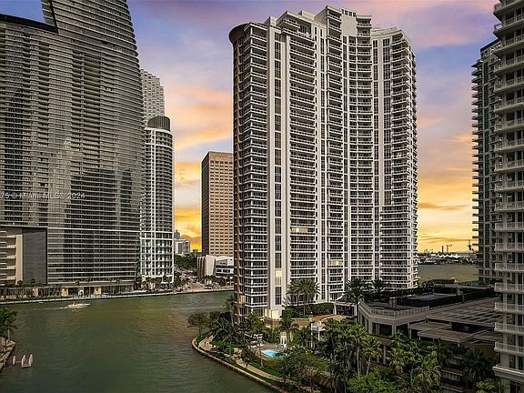 2nd image of 901 Brickell Key Blvd APT 2303