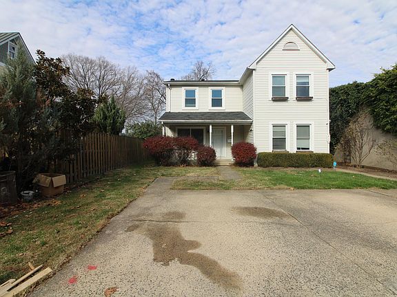 4th image of 410 Clifford Ave