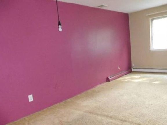3rd image of 45 Woodbine St