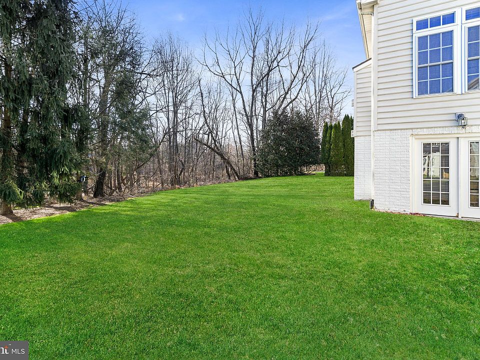 2nd image of 3803 Kendall Dr