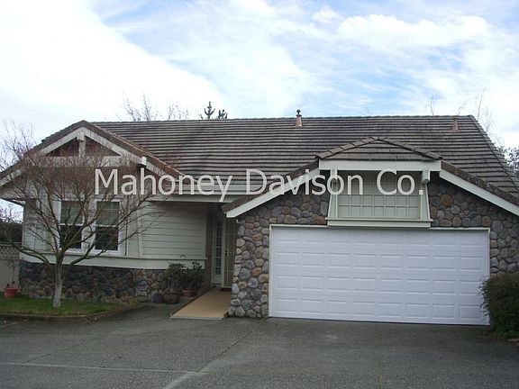 2nd image of 135 Windsor Dr